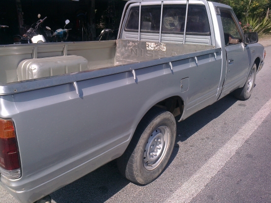 ขายdatsun720 pro5ข ทะเบียนโอน