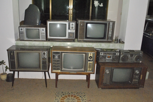 ขาย tv เก่าๆ แบบโบราณ คลาสสิค เอาไว้ตกแต่งบ้านและร้านค้าครับ