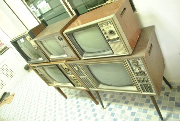 ขาย tv เก่าๆ แบบโบราณ คลาสสิค เอาไว้ตกแต่งบ้านและร้านค้าครับ