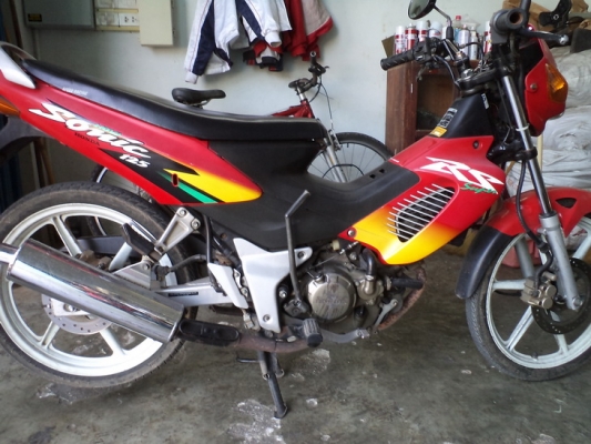 ขาย SONIC125 สตาร์ทมือ มีทะเบียน+พรบ. พร้อมโอนครับ