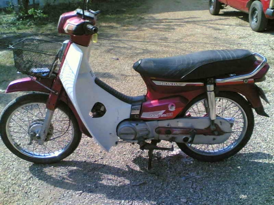 ขายดรีมคุรุสภา(แดง)ทะเบียนเต็มพร้อมชุดโอนเครื่องดีมากอะไหร่เดิมครบ ขาย 11500 บาท