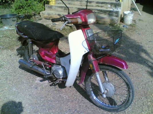 ขายดรีมคุรุสภา(แดง)ทะเบียนเต็มพร้อมชุดโอนเครื่องดีมากอะไหร่เดิมครบ ขาย 11500 บาท