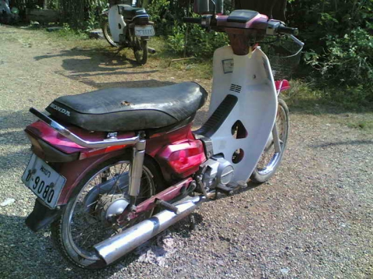 ขายดรีมคุรุสภา(แดง)ทะเบียนเต็มพร้อมชุดโอนเครื่องดีมากอะไหร่เดิมครบ ขาย 11500 บาท