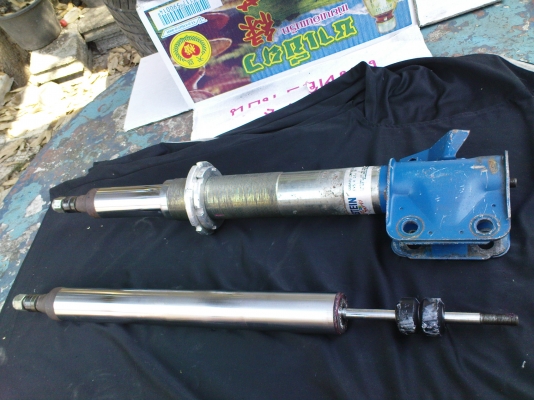 ขายโช๊ค subaru impreza gdb