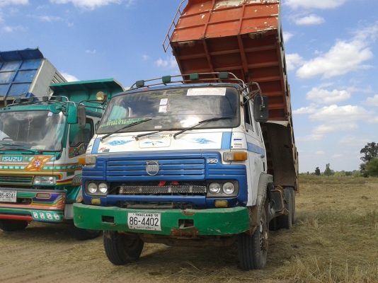 ขาย10ล้อ2เพลา เอกสารพร้อมโอน