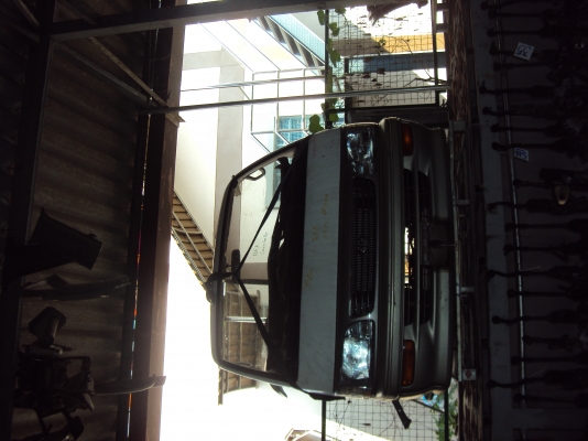 ขายอะไหล่รถตู้ TOYOTA Hi-ACE  ปี  95  นำเข้าจากญี่ปุ่น ติดต่อ สุรินทร์ 089-444-6028 / อภิชัย  081-562-8273