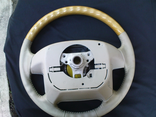 ขายพวงมาลัย 3rz