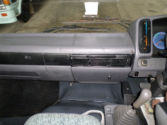 ขาย 6ล้อ ฮีโน่ เมก้า เครน 5 ตัน 220 แรง ยาว 7.20 สภาพสวยเดิมเครื่องดี พร้อมใช้งาน ชมก่อนได้ครับ สนใจติดต่อ 081-9425443