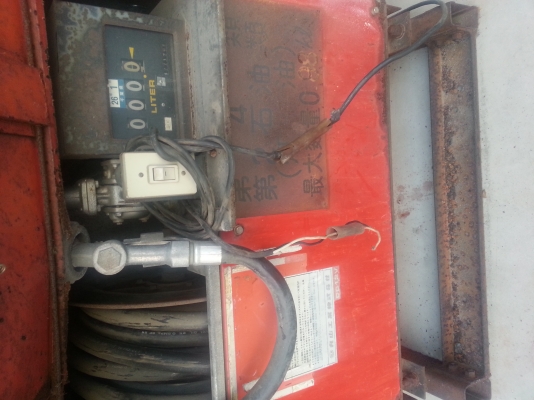 ถังน้ำมันสแตนเลส 980 ลิตร พร้อมหัวจ่าย มิตรเตอร์ ถังน้ำมันสแตนเลส 980 ลิตร พร้อมหัวจ่าย มิตรเตอร์