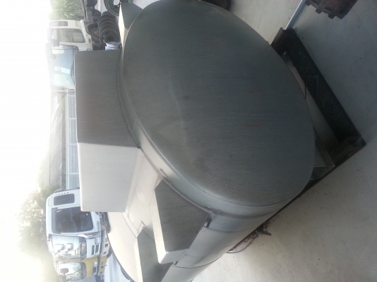 ถังน้ำมันสแตนเลส 980 ลิตร พร้อมหัวจ่าย มิตรเตอร์ ถังน้ำมันสแตนเลส 980 ลิตร พร้อมหัวจ่าย มิตรเตอร์