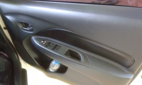 ขาย Toyota Vios 1.5 ปี09 T.0851713153