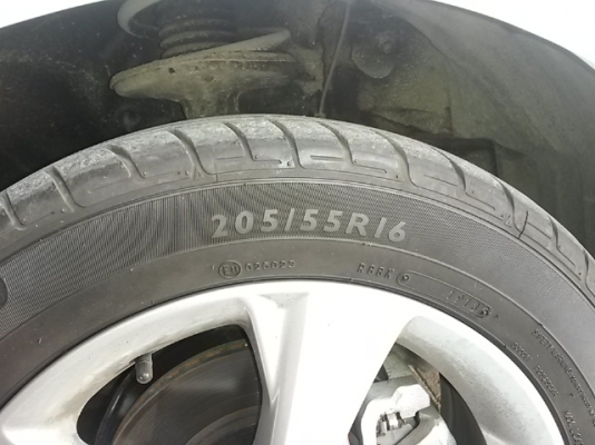 ขายด่วน ล้อแม็ก altis ตัวท็อป 205/55/R16 ปี 13