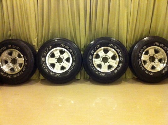 ขายล้อ off road 15 พร้อมยาง 31