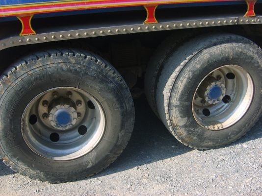 ISUZU DECA  FVZ 300