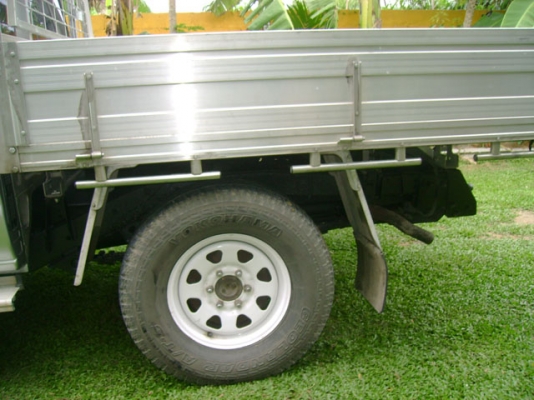 NISSAN FRONTIER CAB 4 WD เครื่อง 2.4 BENZIN LPG จากโรงงาน NISSAN FRONTIER CAB 4 WD เครื่อง 2.4 BENZIN LPG จากโรงงาน