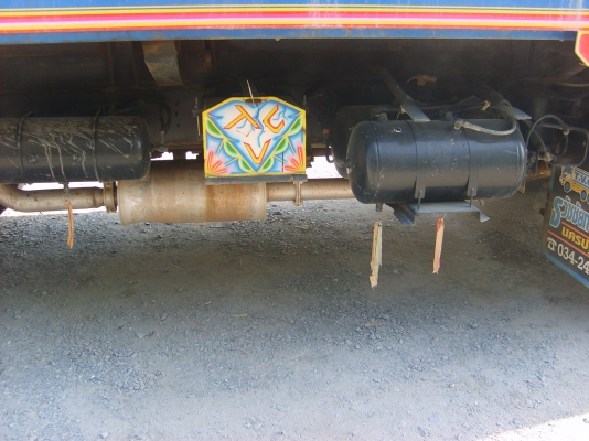 ISUZU DECA  FVZ 300  รถมี2คัน