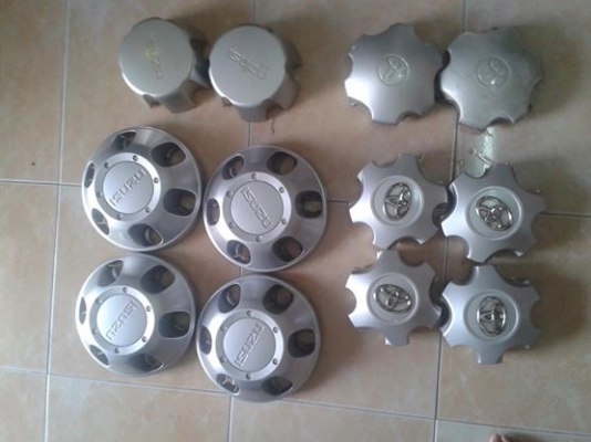 ฝาครอบล้อ ขายทิ้งๆเก็บไว้ก็หายป่าว