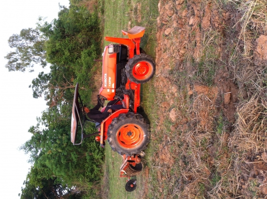 ขายถูกครับ 4508 พร้อมผานตราช้างแท้ สภาพ95\%เลยครับ รถทำงาน1500 ชม.