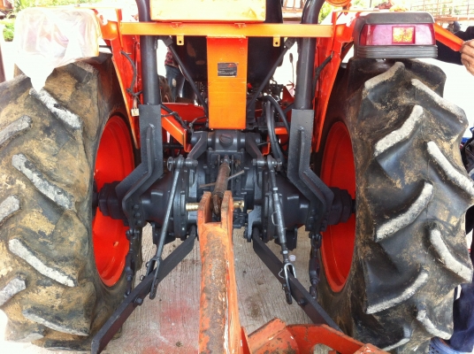 ขายถูกครับ 4508 พร้อมผานตราช้างแท้ สภาพ95\%เลยครับ รถทำงาน1500 ชม.