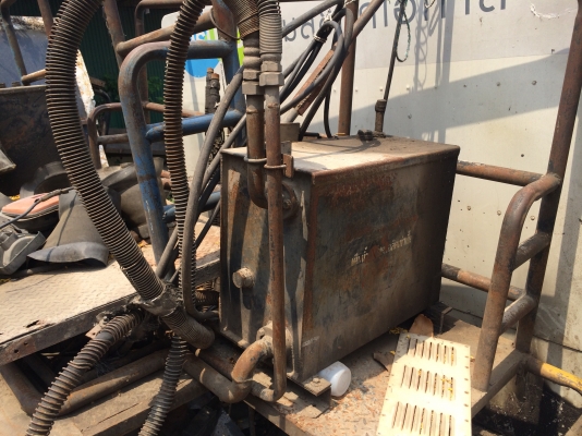 ขายกล่องไฮโดรลิกสำหรับใส่หัวลากเพื่อดั้มหาง