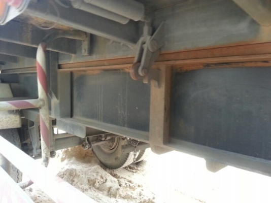 รถฮีโน่ 10 ล้อดั้ม 260 แรงม้า.  ปี 48  ( ขายแม่ , ลูก )  สนใจติดต่อ 081 - 6079515