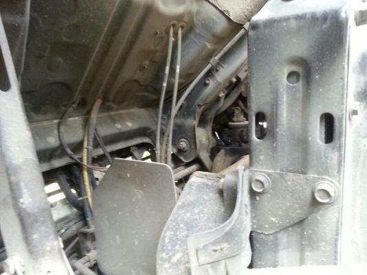 รถฮีโน่ 10 ล้อดั้ม 260 แรงม้า.  ปี 48  ( ขายแม่ , ลูก )  สนใจติดต่อ 081 - 6079515