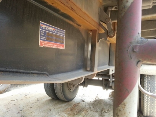 รถฮีโน่ 10 ล้อดั้ม 260 แรงม้า.  ปี 48  ( ขายแม่ , ลูก )  สนใจติดต่อ 081 - 6079515