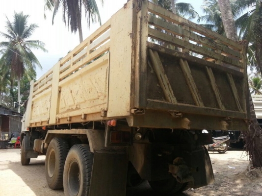 รถฮีโน่ 10 ล้อดั้ม 260 แรงม้า.  ปี 48  ( ขายแม่ , ลูก )  สนใจติดต่อ 081 - 6079515