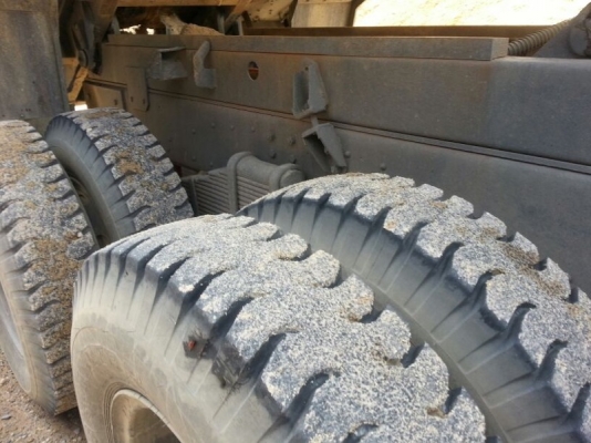 รถฮีโน่ 10 ล้อดั้ม 260 แรงม้า.  ปี 48  ( ขายแม่ , ลูก )  สนใจติดต่อ 081 - 6079515