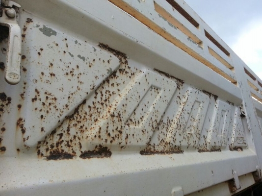 รถฮีโน่ 10 ล้อดั้ม 260 แรงม้า.  ปี 48  ( ขายแม่ , ลูก )  สนใจติดต่อ 081 - 6079515