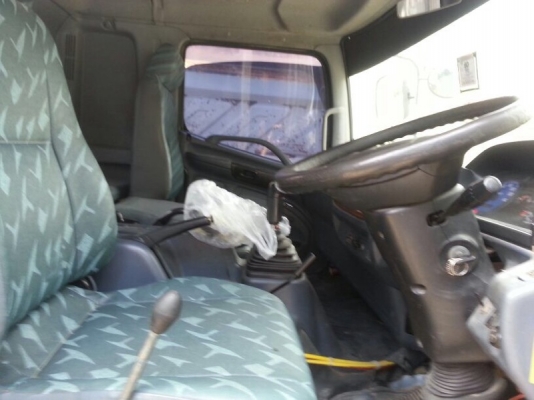 รถฮีโน่ 10 ล้อดั้ม 260 แรงม้า.  ปี 48  ( ขายแม่ , ลูก )  สนใจติดต่อ 081 - 6079515