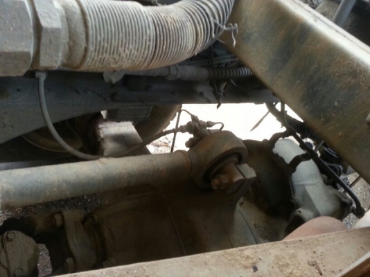 รถฮีโน่ 10 ล้อดั้ม 260 แรงม้า.  ปี 48  ( ขายแม่ , ลูก )  สนใจติดต่อ 081 - 6079515