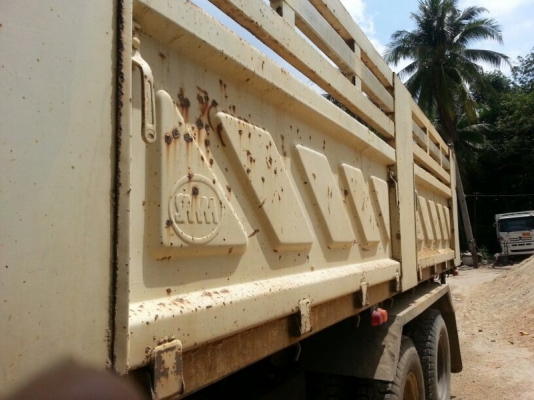 รถฮีโน่ 10 ล้อดั้ม 260 แรงม้า.  ปี 48  ( ขายแม่ , ลูก )  สนใจติดต่อ 081 - 6079515