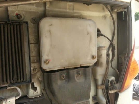 รถฮีโน่ 10 ล้อดั้ม 260 แรงม้า.  ปี 48  ( ขายแม่ , ลูก )  สนใจติดต่อ 081 - 6079515