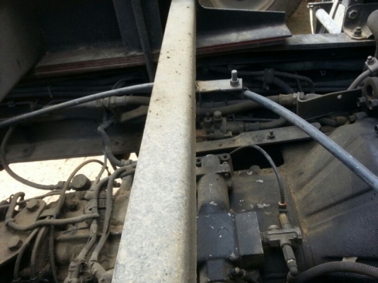 รถฮีโน่ 10 ล้อดั้ม 260 แรงม้า.  ปี 48  ( ขายแม่ , ลูก )  สนใจติดต่อ 081 - 6079515