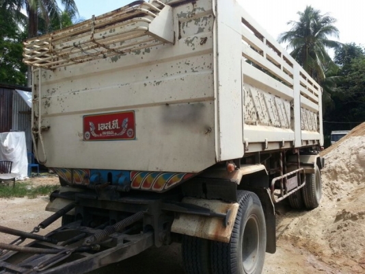 รถฮีโน่ 10 ล้อดั้ม 260 แรงม้า.  ปี 48  ( ขายแม่ , ลูก )  สนใจติดต่อ 081 - 6079515