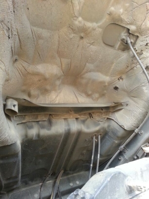 รถฮีโน่ 10 ล้อดั้ม 260 แรงม้า.  ปี 48  ( ขายแม่ , ลูก )  สนใจติดต่อ 081 - 6079515