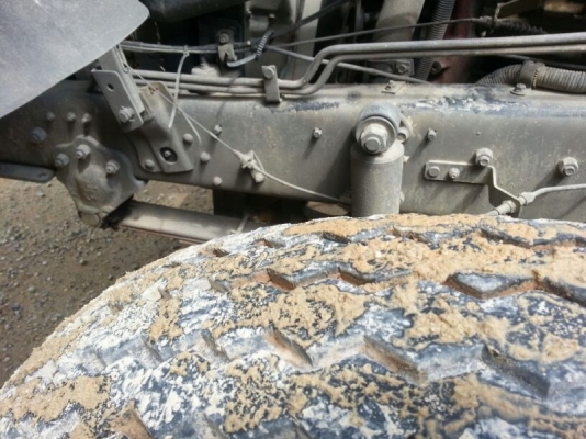 รถฮีโน่ 10 ล้อดั้ม 260 แรงม้า.  ปี 48  ( ขายแม่ , ลูก )  สนใจติดต่อ 081 - 6079515