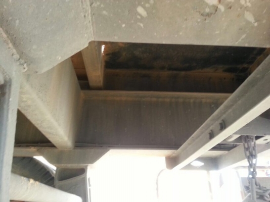 รถฮีโน่ 10 ล้อดั้ม 260 แรงม้า.  ปี 48  ( ขายแม่ , ลูก )  สนใจติดต่อ 081 - 6079515