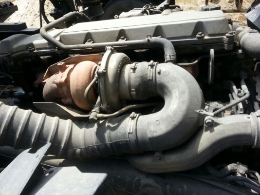 รถฮีโน่ 10 ล้อดั้ม 260 แรงม้า.  ปี 48  ( ขายแม่ , ลูก )  สนใจติดต่อ 081 - 6079515