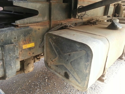 รถฮีโน่ 10 ล้อดั้ม 260 แรงม้า.  ปี 48  ( ขายแม่ , ลูก )  สนใจติดต่อ 081 - 6079515