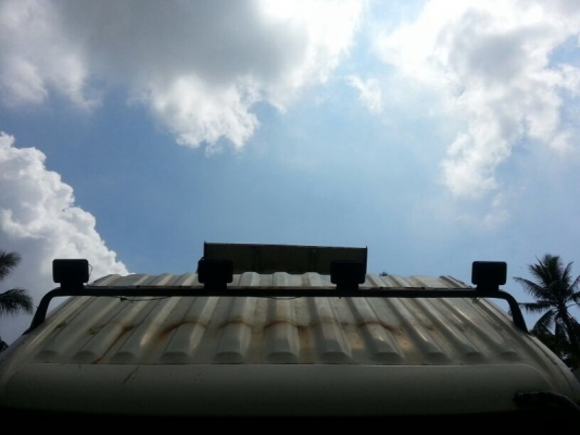 รถฮีโน่ 10 ล้อดั้ม 260 แรงม้า.  ปี 48  ( ขายแม่ , ลูก )  สนใจติดต่อ 081 - 6079515