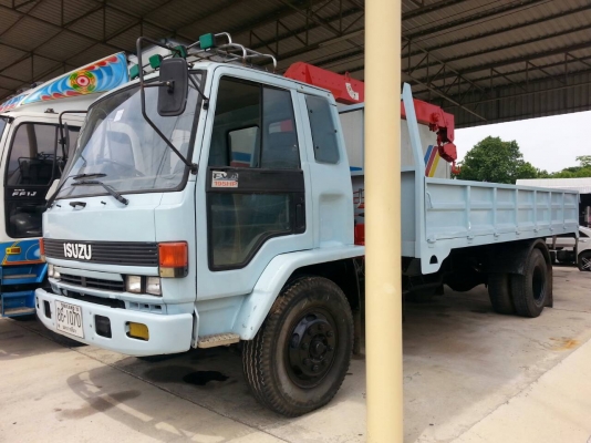 ขายร็อกกี้175แรง ติดเครน3ตัน กระบะยาว5.20เมตร สภาพดีพร้อมใช้งาน ภายในสวย เอกสารพร้อมโอน