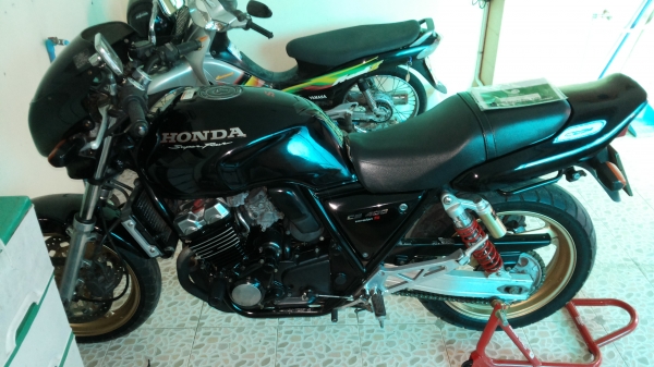 ขาย cb400 ปี 96 ทะเบียน สภาพสวยๆ สักคัน