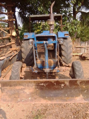 รถไถฟอร์ด 77