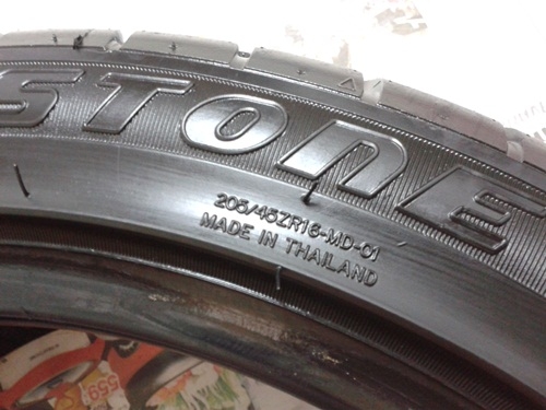 ยาง,205-45-16 Deestone R701 ดอกหนาไม่ปะหนึ่งคู่ 1,500 ยาง,205-45-16 Deestone R701 ดอกหนาไม่ปะหนึ่งคู่ 1,500