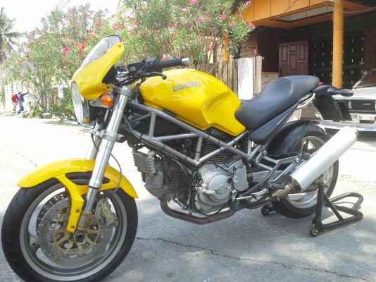 จัดมาอีกลำขาย DUCATI MONSTER 750 i.e. ปี 2003 รถพร้อมใช้งานครับ