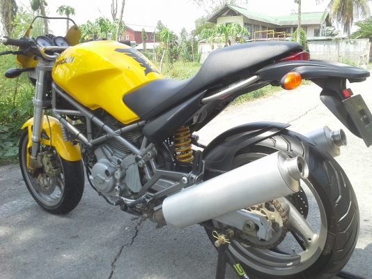 จัดมาอีกลำขาย DUCATI MONSTER 750 i.e. ปี 2003 รถพร้อมใช้งานครับ