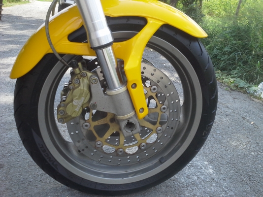 จัดมาอีกลำขาย DUCATI MONSTER 750 i.e. ปี 2003 รถพร้อมใช้งานครับ