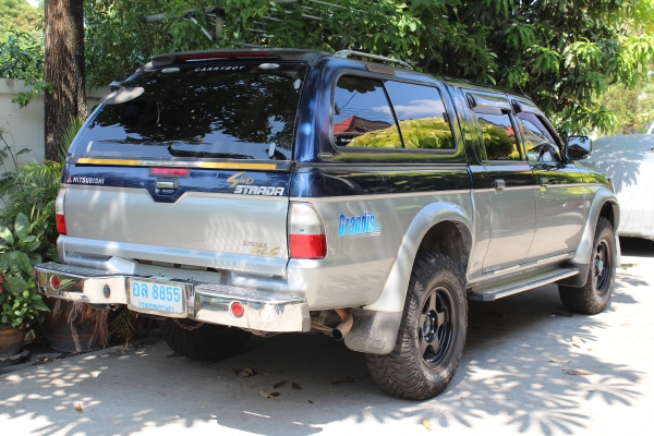ขายmitsu grandis 4x4 4ประตู